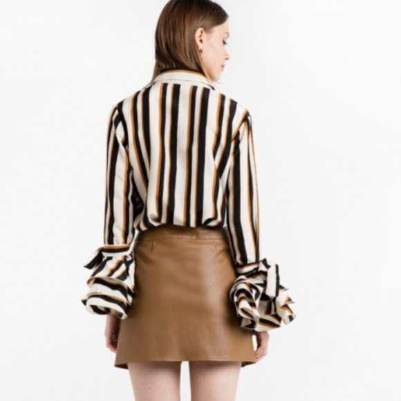 CLOSEOUT SALE! Retro Striped Flare Sleeve Blouse - Picture 4 of 4